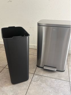 EKO Madison Brushed Stainless Steel 13.2 Gal/50L Kitchen Step Trash Can or Recycling Bin, Removable Inner Liner, Soft Close Lid, Fingerprint Resistant