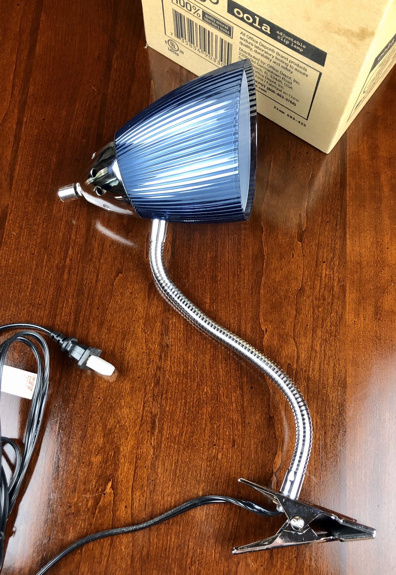 Adjustable Clip Lamp 