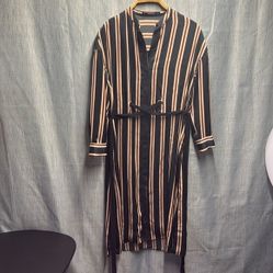 Zara long sleeve up dress size XS
