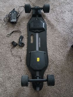 Electric longboard Retrospec
