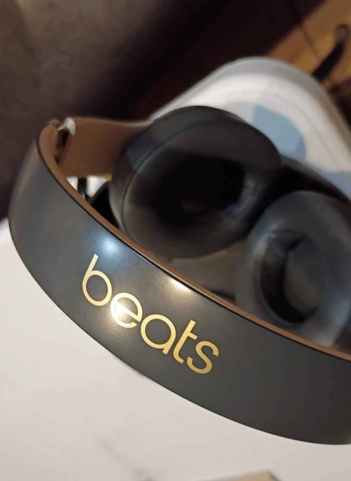 BEATS SOLO 3 WIRELESS HEADPHONES (SHADOW GRAY)