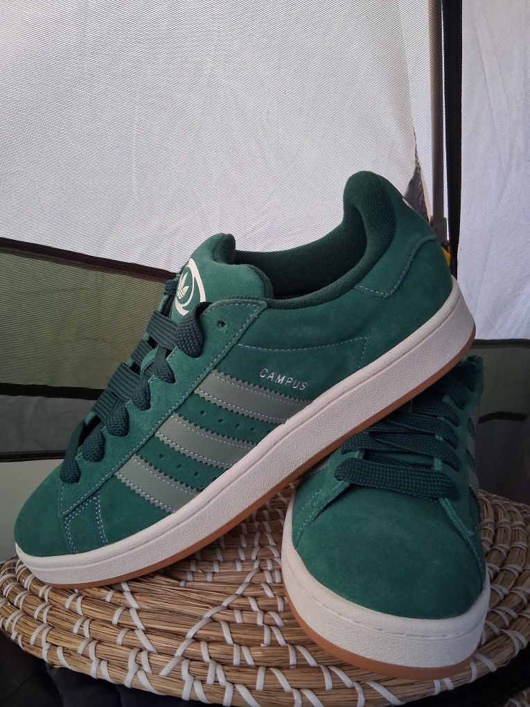 Adidas Lowtops Size 12