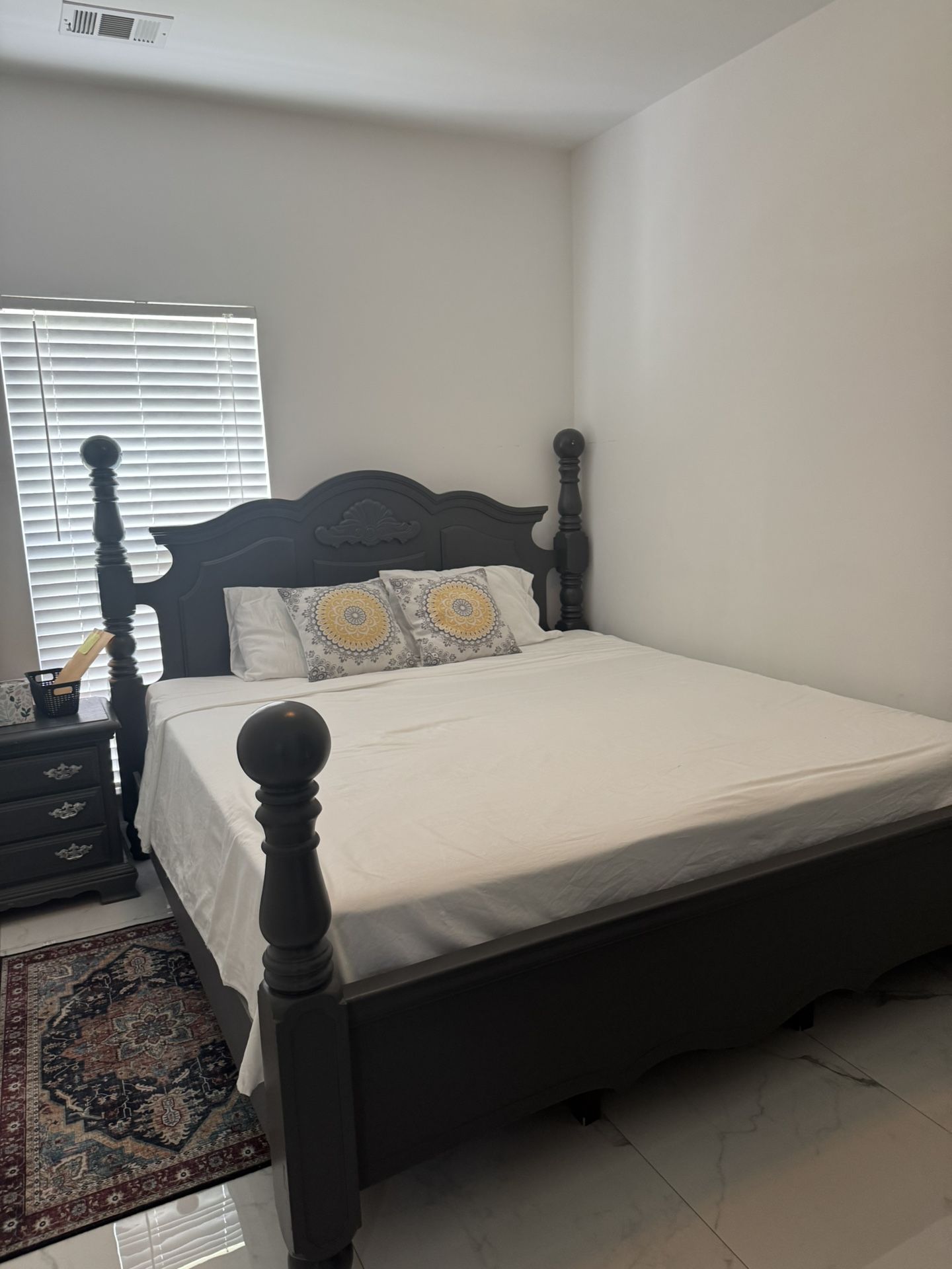 King Size Set! Moving Out Sale!