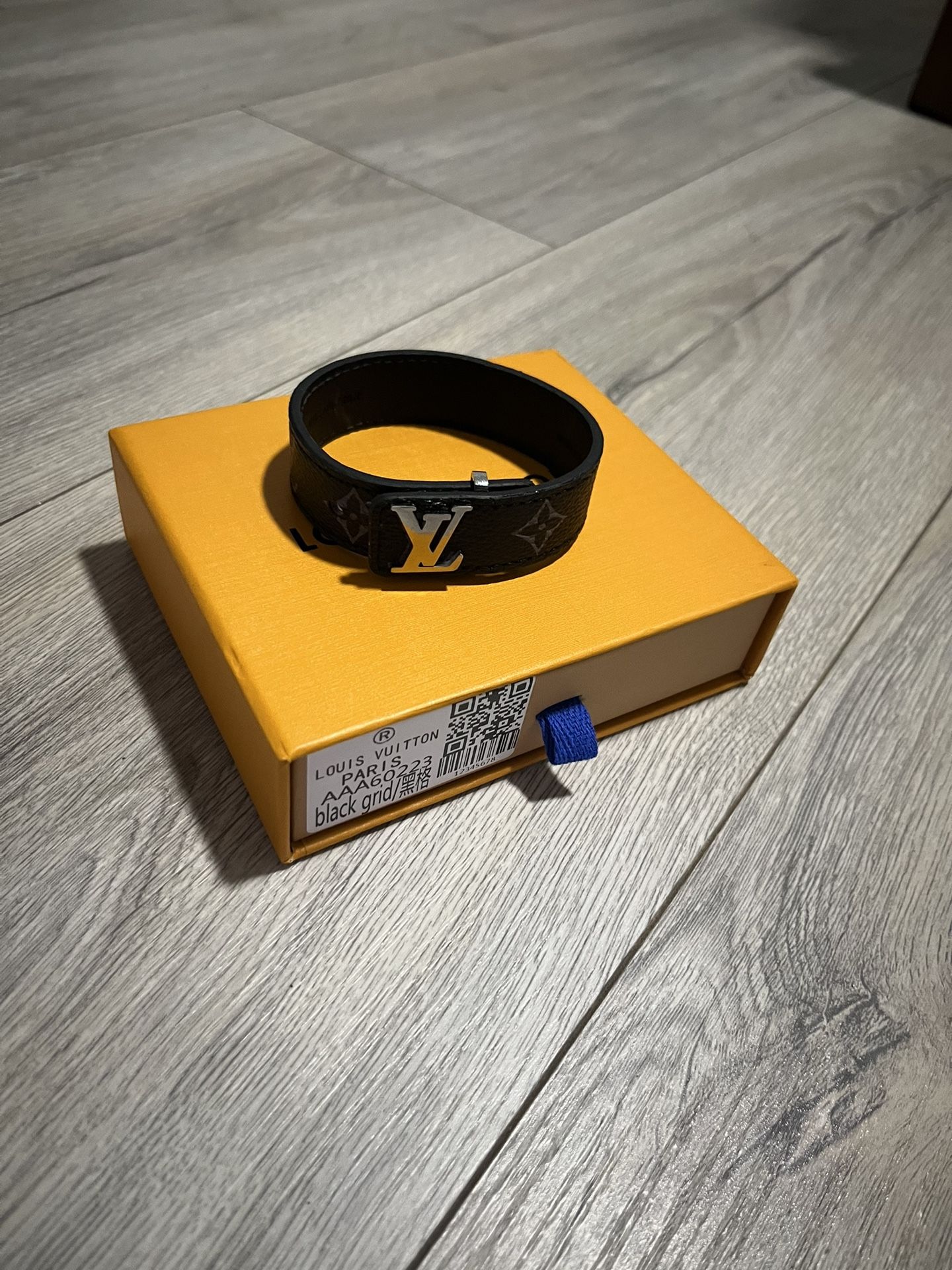 used louis vuitton braclet