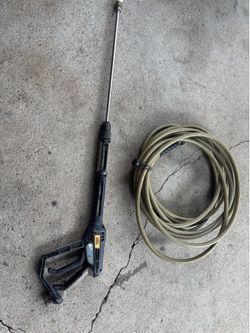 Pressure washer gun and hose
