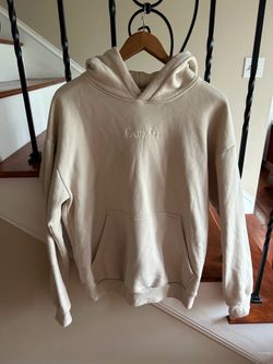 Comfrt cream sweatshirt pullover hoodie size medium unisex
