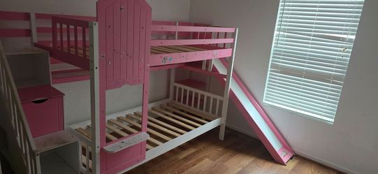 Kids double bed
