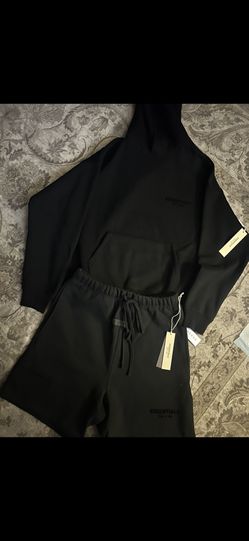 Essentials Set