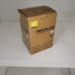 Nikon 18-55 F/3.5 - 5.6 G VR