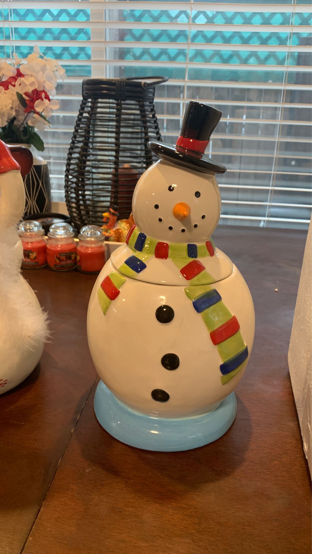 Snowman cookie jar