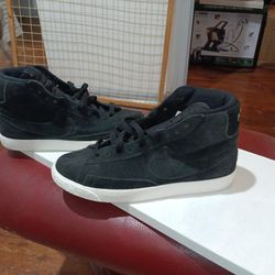 Nike Suede Blazer