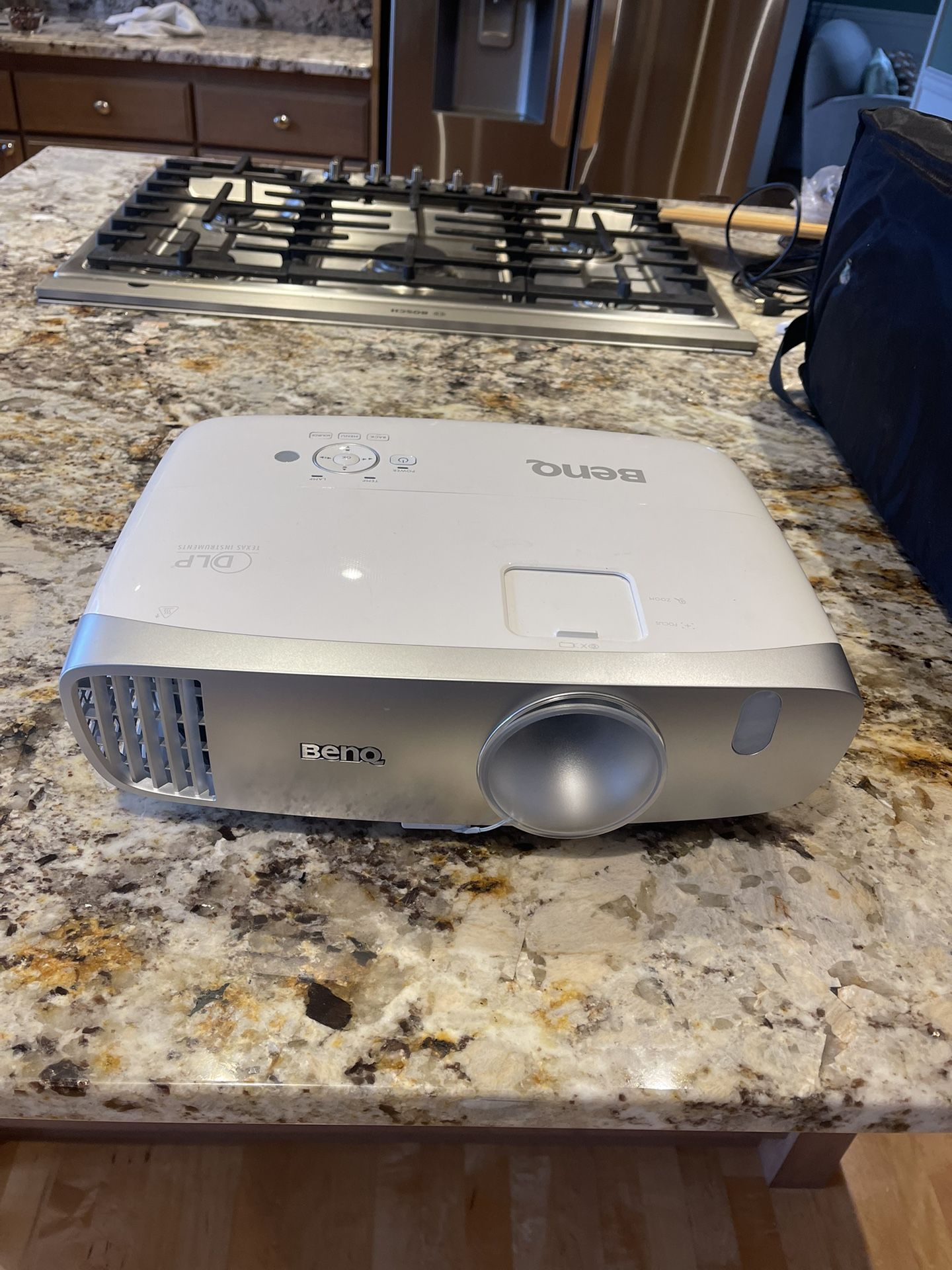 BenQ HT2050A 1080P DLP Home Theater Projector, 2200 Lumens HDMI
