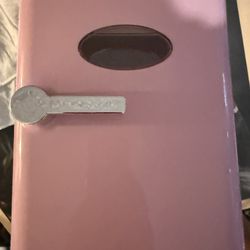Pink Mini Beauty Refrigerator – Is It 6-Can Capacity (New/Unused)