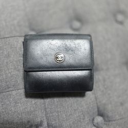 Authentic Chanel Trifold Wallet Navy Leather/goldtone 