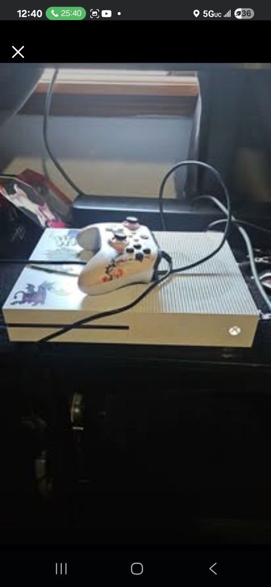 Xboxs One S And Xbox 360
