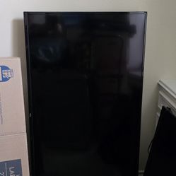 55" TLC TV