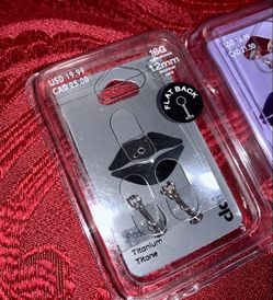 Claire’s Flatback Titanium 16G 1.2mm Lip piercing studs