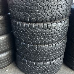 Used tires 35/12.50/17