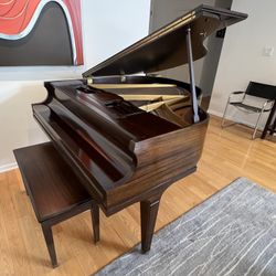 Howard Baby Grand Piano by Baldwin