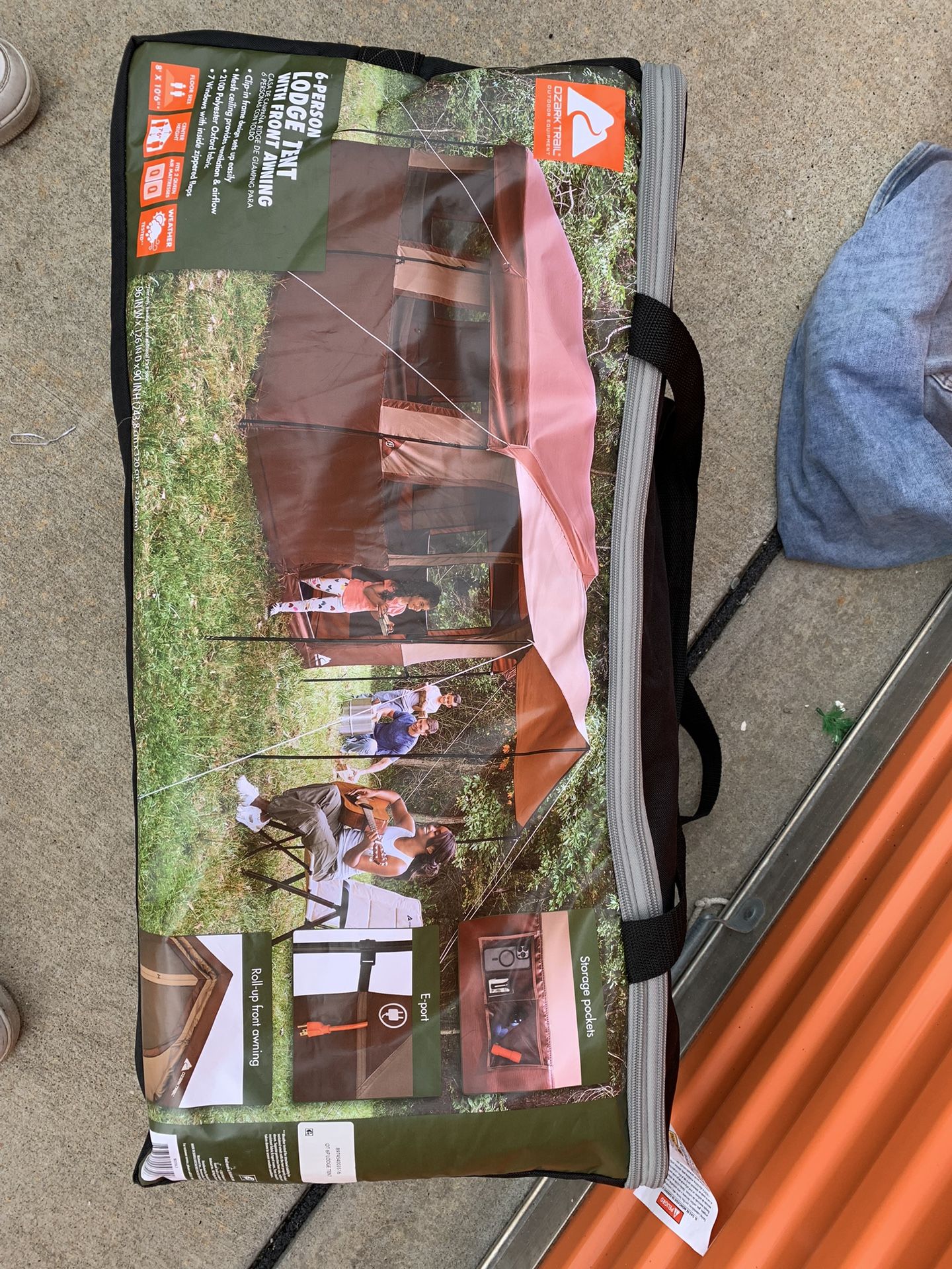 Brand new tent