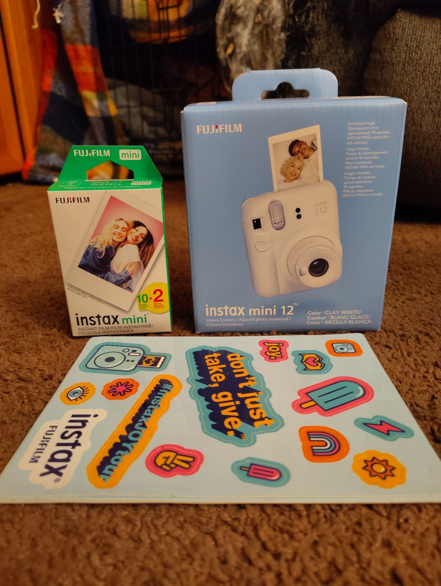 Inatax mini 12 (instant camera) Clay White