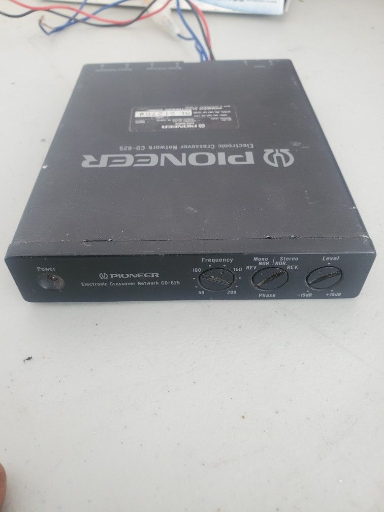 Pioneer Electronic Crossover Network CD-625