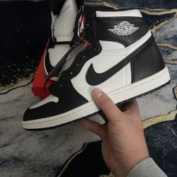 Jordan Retro 1 85 Black & White
