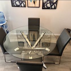 Round Glass Table With 4 Chair 