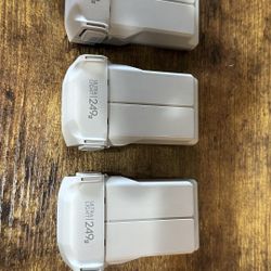 DJI Mini 4 Pro Standard Batteries (3 Batteries)
