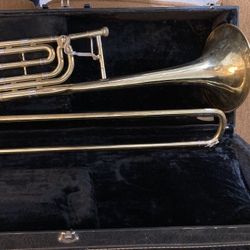 Holton Trombone TR680 Plus A Trombone Stand.