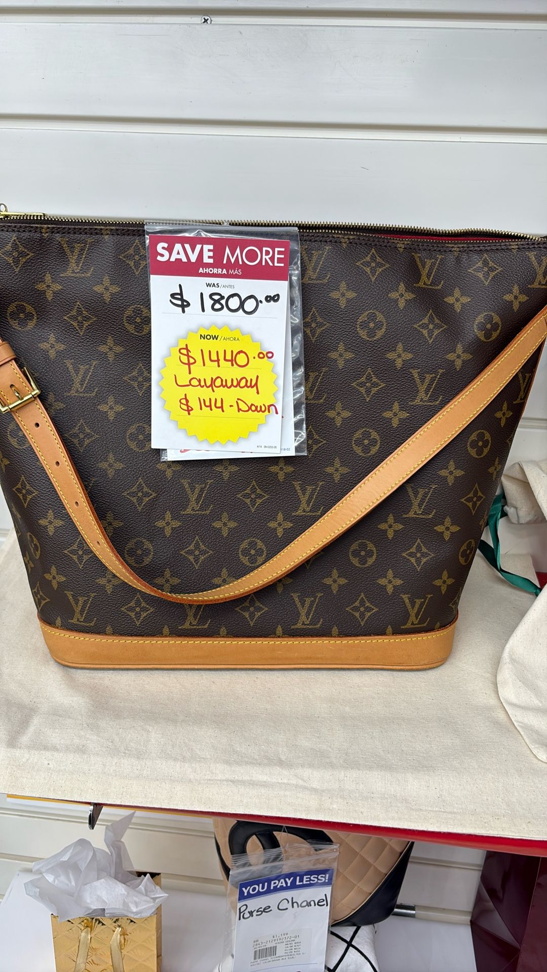 Louis Vuitton 