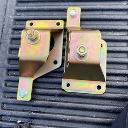 LS Motor Mounts For 79-04 Mustang
