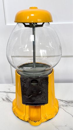 Gum Ball Machine – 15" Yellow Glass & Cast Metal (Coin or Free Play) Vintage!