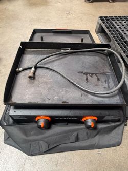 Blackstone Omnivore 22" Tabletop Griddle with Hood