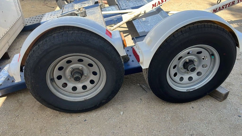 Dolly for truck