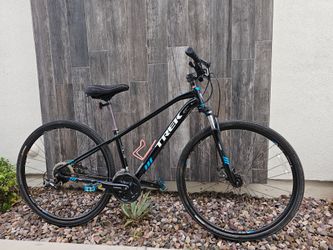 Trek hybrid like new 700c