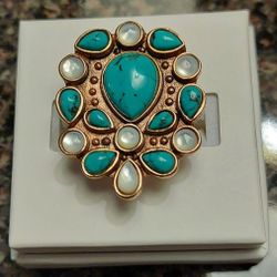 Colleen Lopez (CL by Design) - Turquoise & Mother of Pearl Shell  Ring (EUC)