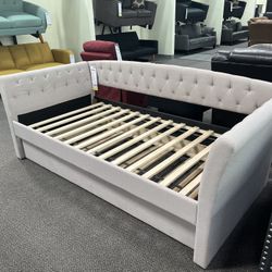 Day Bed Frame With Mattress 