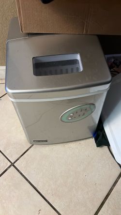 ICE CUBE MAKER (Emerson)