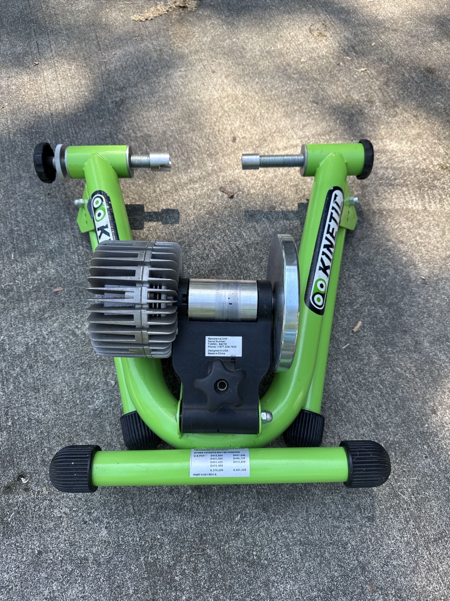 Kinetic Road Bike Trainer With Stand – Fluid Resistance