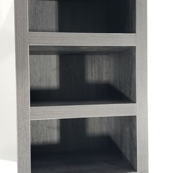 Small Shelf/box 