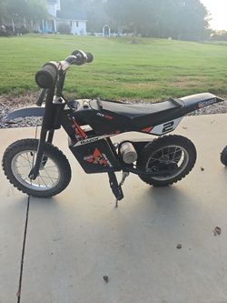 Razor MC125