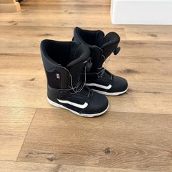 Vans Snowboarding Boots Size 6 