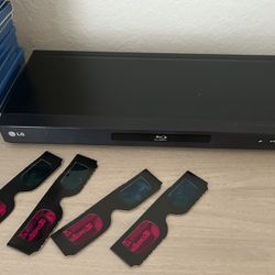 LG Blue-Ray DVD Player with 100+ Movies (2D & 3D)