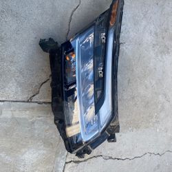 2021-2024 Headlight Nissan Pathfinder 