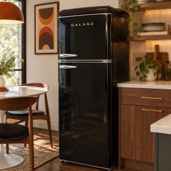 Black Galanz Retro Refrigerator 