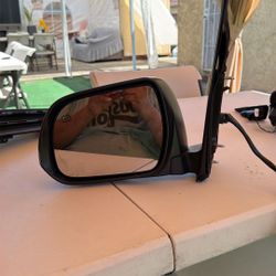 2015-2017 Toyota Sienna Left Side Mirror OEM