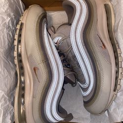 Airmax 97s size 9.5 