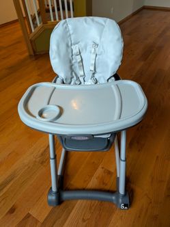 Graco Blossom 6 in 1 Convertible High Chair (Negotiable)