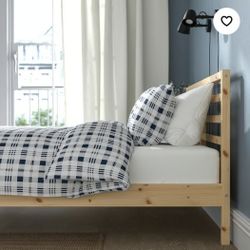Queen Bed Frame 